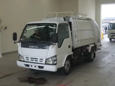 Isuzu ELF