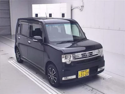 Toyota PIXIS SPACE