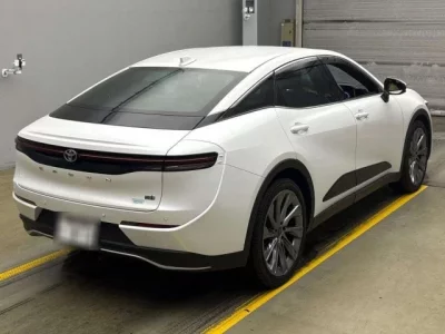 Toyota CROWN CROSSOVER