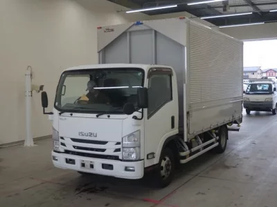 Isuzu ELF