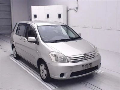 Toyota RAUM