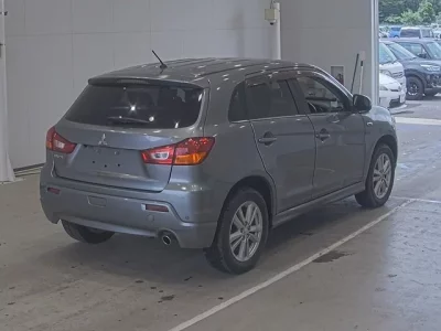 Mitsubishi RVR