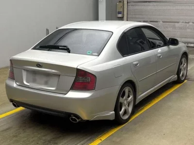 Subaru LEGACY B4
