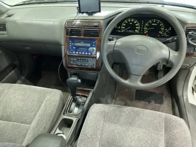 Toyota CORONA PREMIO
