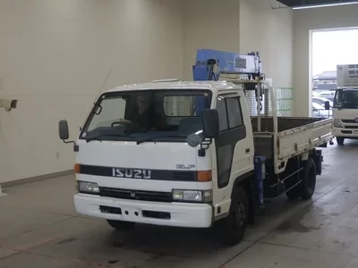 Isuzu ELF