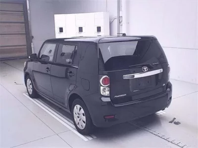 Toyota COROLLA RUMION