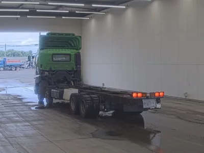Hino TRUCK