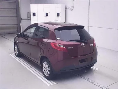 Mazda DEMIO