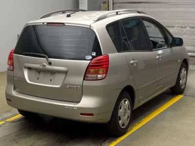 Toyota COROLLA SPACIO