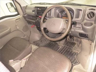 Mitsubishi MINICAB VAN