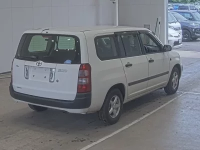 Toyota SUCCEED