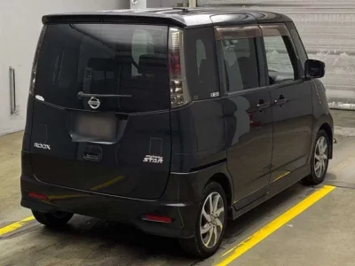 Nissan ROOX