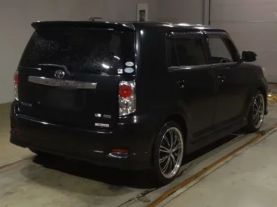 Toyota COROLLA RUMION