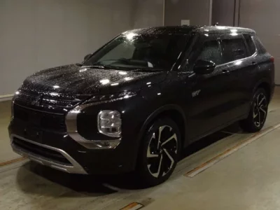 Mitsubishi OUTLANDER PHEV
