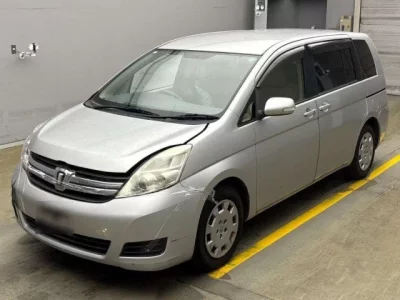 Toyota ISIS