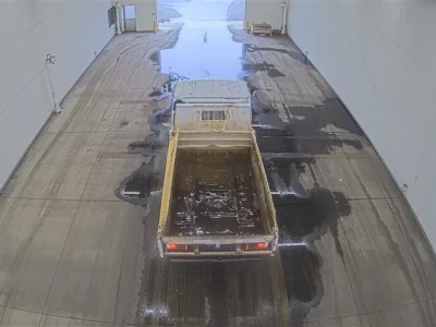 Nissan TRUCK