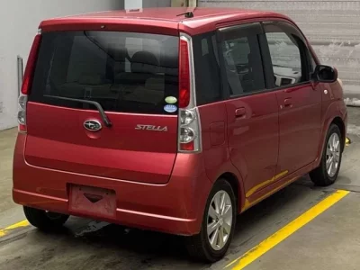 Subaru STELLA