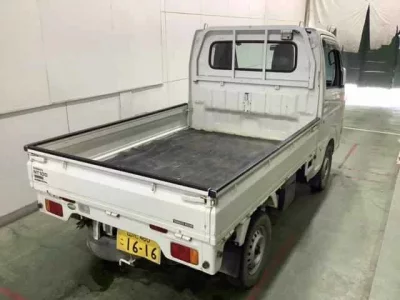 Nissan CLIPPER TRUCK