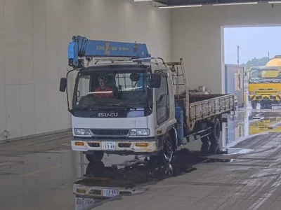 Isuzu FORWARD