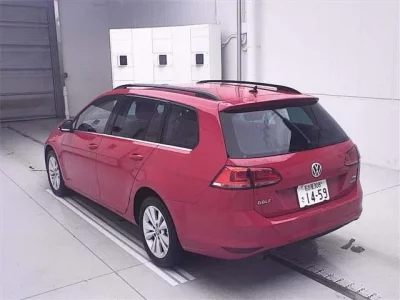 Volkswagen GOLF VARIANT