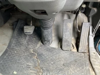 Mitsubishi MINIYON