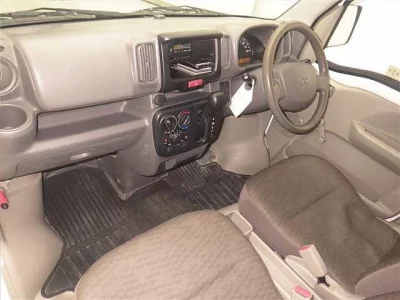 Mitsubishi MINICAB VAN