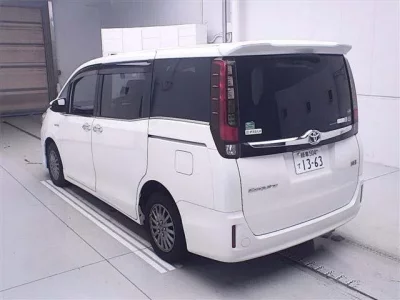 Toyota ESQUIRE