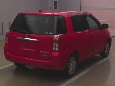 Toyota RAUM