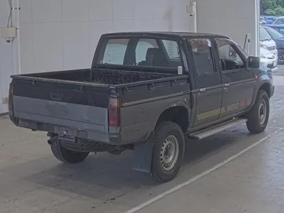 Nissan DATSUN PICKUP