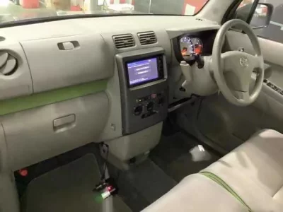 Toyota PIXIS SPACE