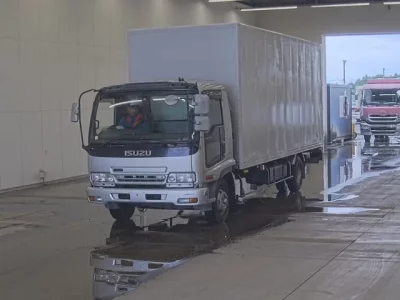 Isuzu FORWARD