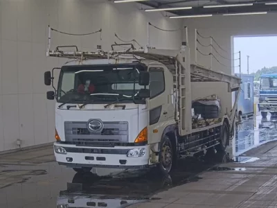 Hino TRUCK