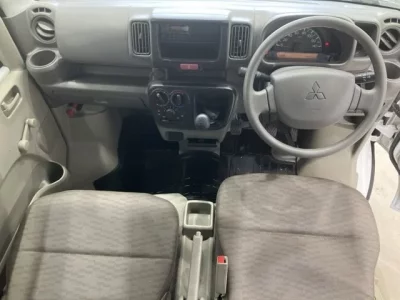 Mitsubishi MINICAB VAN
