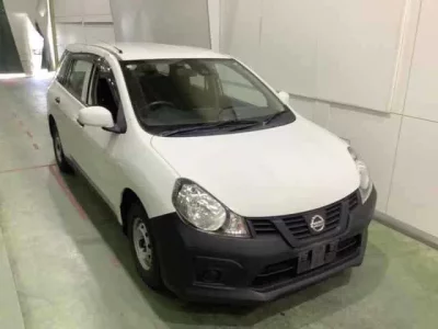 Nissan AD