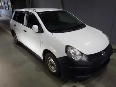 Nissan AD