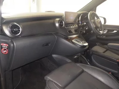 Mercedes-Benz V CLASS