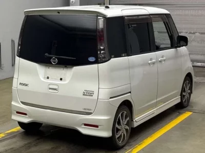 Nissan ROOX