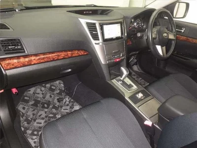 Subaru LEGACY B4
