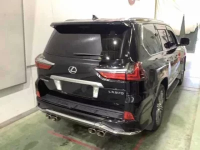 Lexus LX