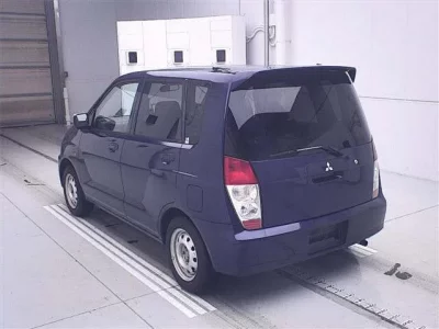 Mitsubishi DINGO