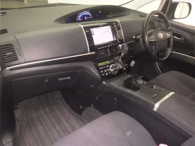 Toyota ESTIMA HYBRID