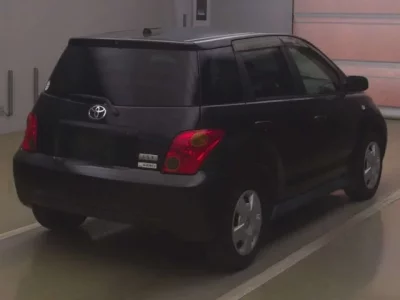 Toyota IST