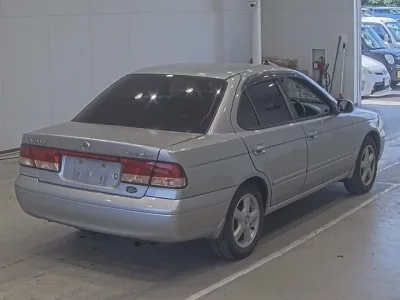 Nissan SUNNY