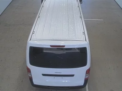 Isuzu COMO