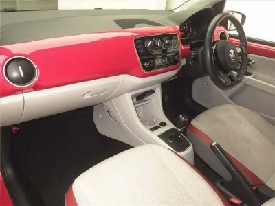Volkswagen UP