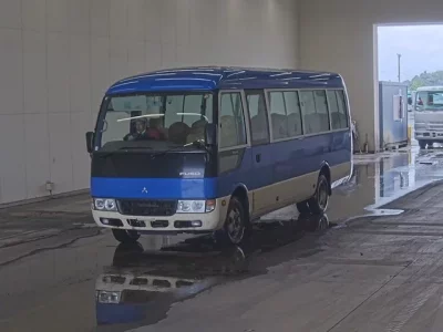 Mitsubishi BUS