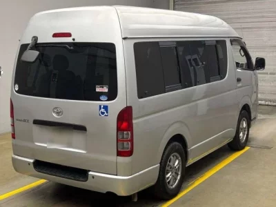 Toyota REGIUS ACE VAN
