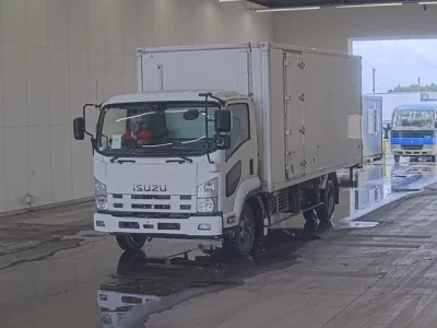 Isuzu FORWARD