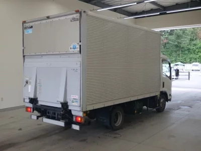 Isuzu ELF