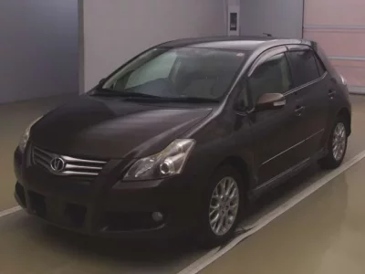 Toyota BLADE